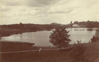 20-Berzeniki-jezioro-majatek-przed1939A.jpg