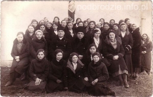 Komaje-parafianki-przed1939.jpg