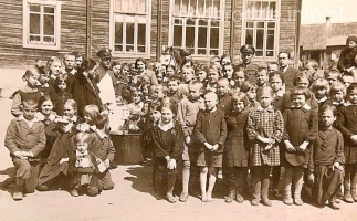 Nowe_Swieciany-KOP-dozywianie_dzieci-1939.jpg