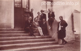Podbrodzie-przed_szkola-1931.jpg