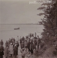 Wycieczka-jezioro-ok1927.jpg