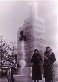 Zulow-pomnik-1938.jpg