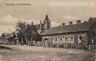 Zuprany-rynek-kosciol-1916.jpg