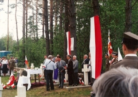 4-Worziany-cmentarz-1995.jpg