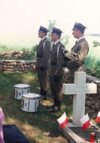 6-Worziany-cmentarz-1995.jpg