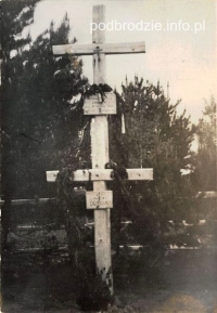 Worziany-Dornik-krzyz-1944.jpg